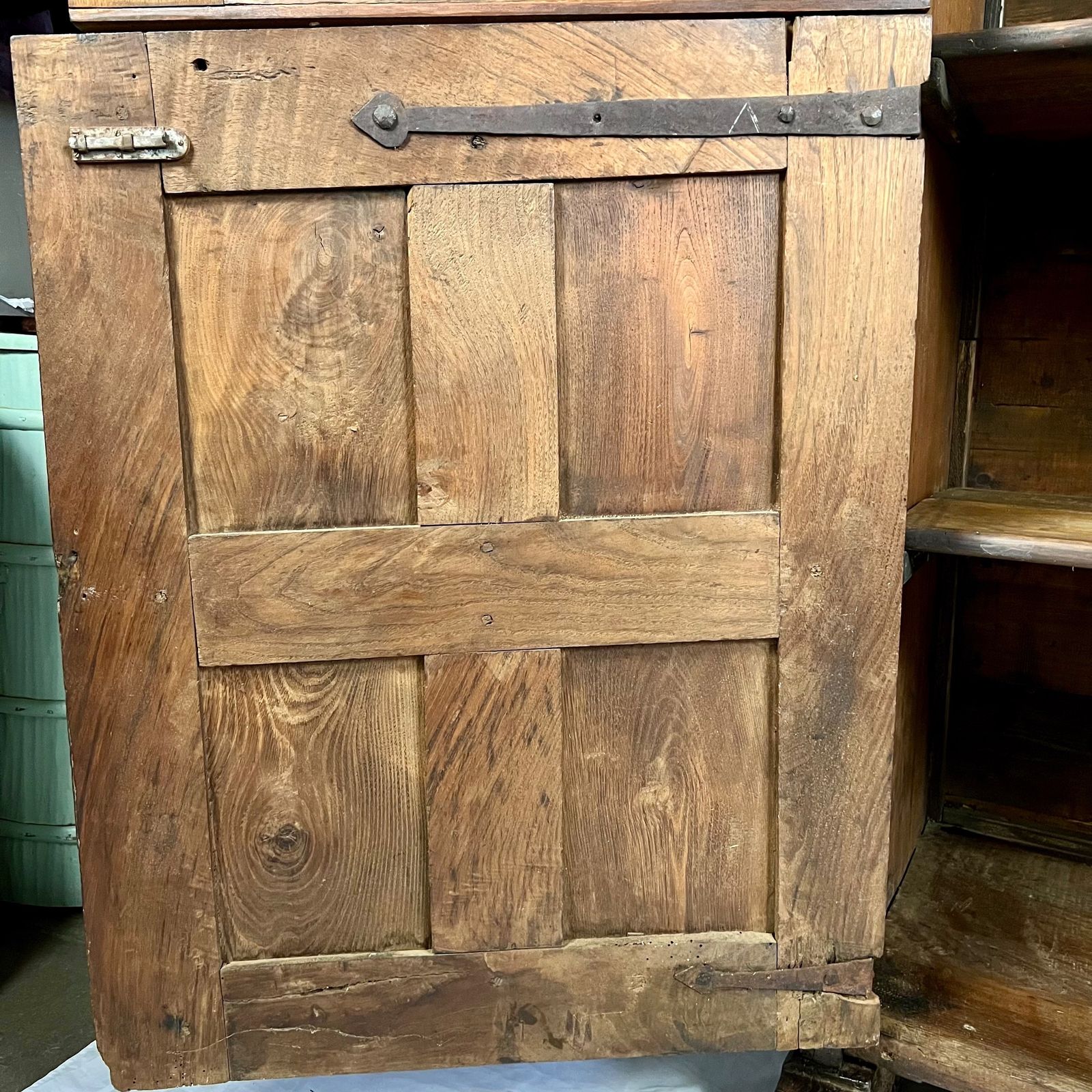 2500.0 17th Century Spanish Oak And Pine Painted Housekeeper’s/ Linen Press Cupboard photo