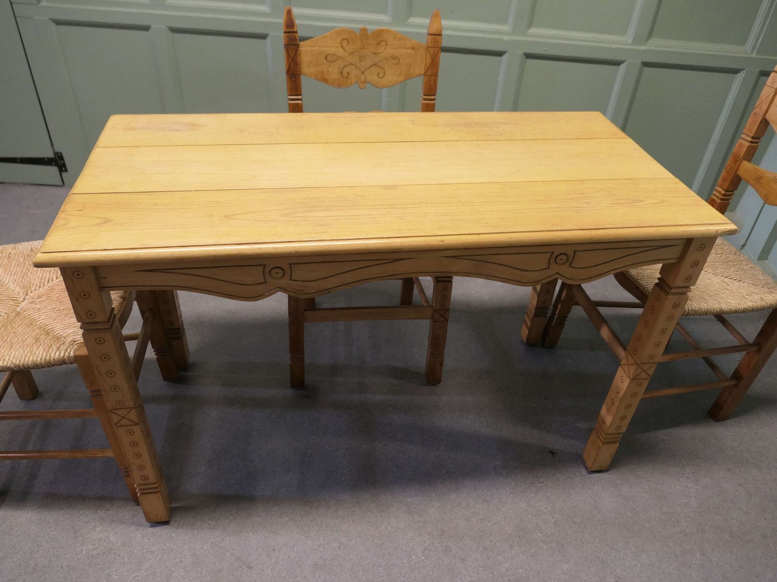 Country Style Carved Dining Table And 4 Chairs This Is A Very Pretty Set photo furniture