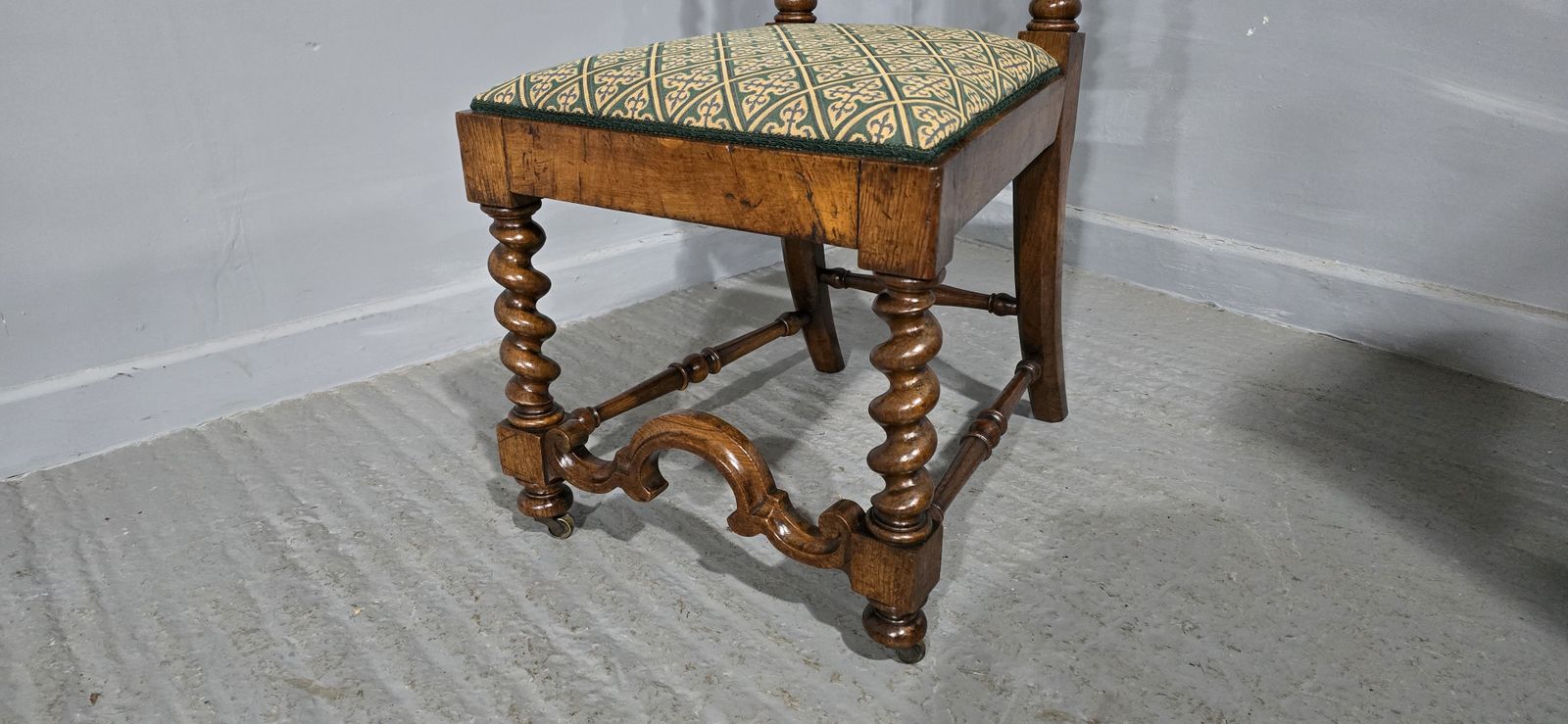 Wonderful Walnut Hall Chair, 1800s photo 595.0