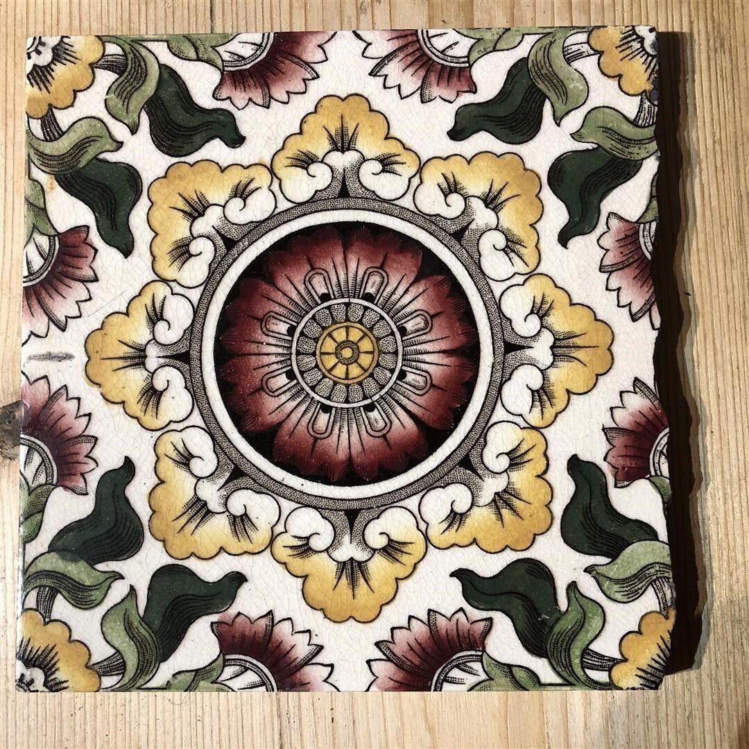 Home Fixtures Set Of 5 Antique Fireplace Tiles With Coloured Geometric Floral Design (100) photo