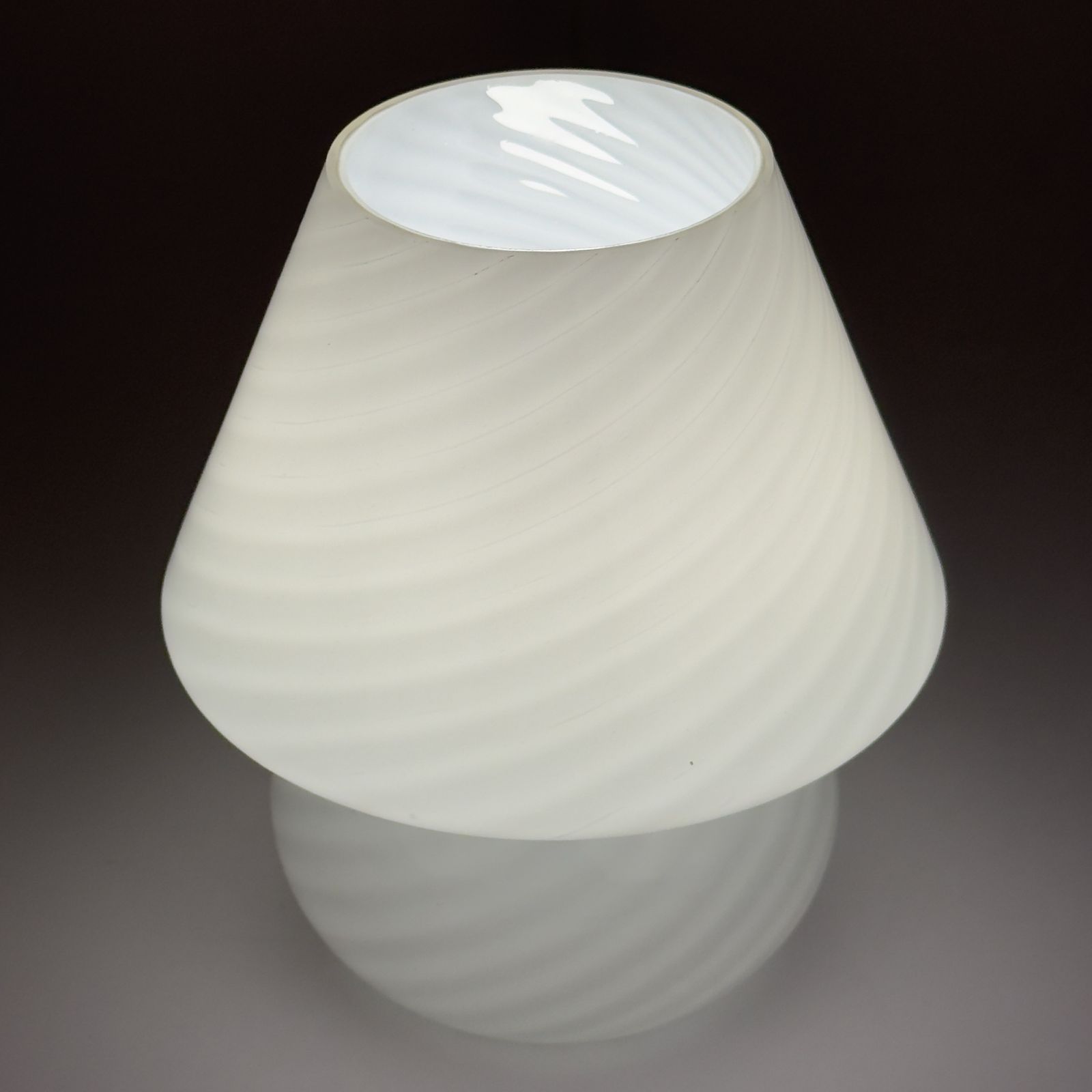 photo vinterior Original Vintage Swirl Murano Glass Table Lamp Mushroom, Italy 1970s