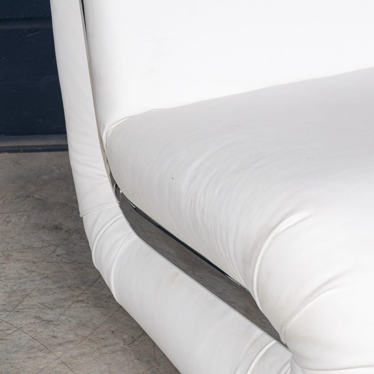 photo vinterior 20thc Italian Pair Of "Boomerang" Lounge Chairs By Rodolfo Bonetto For B Line