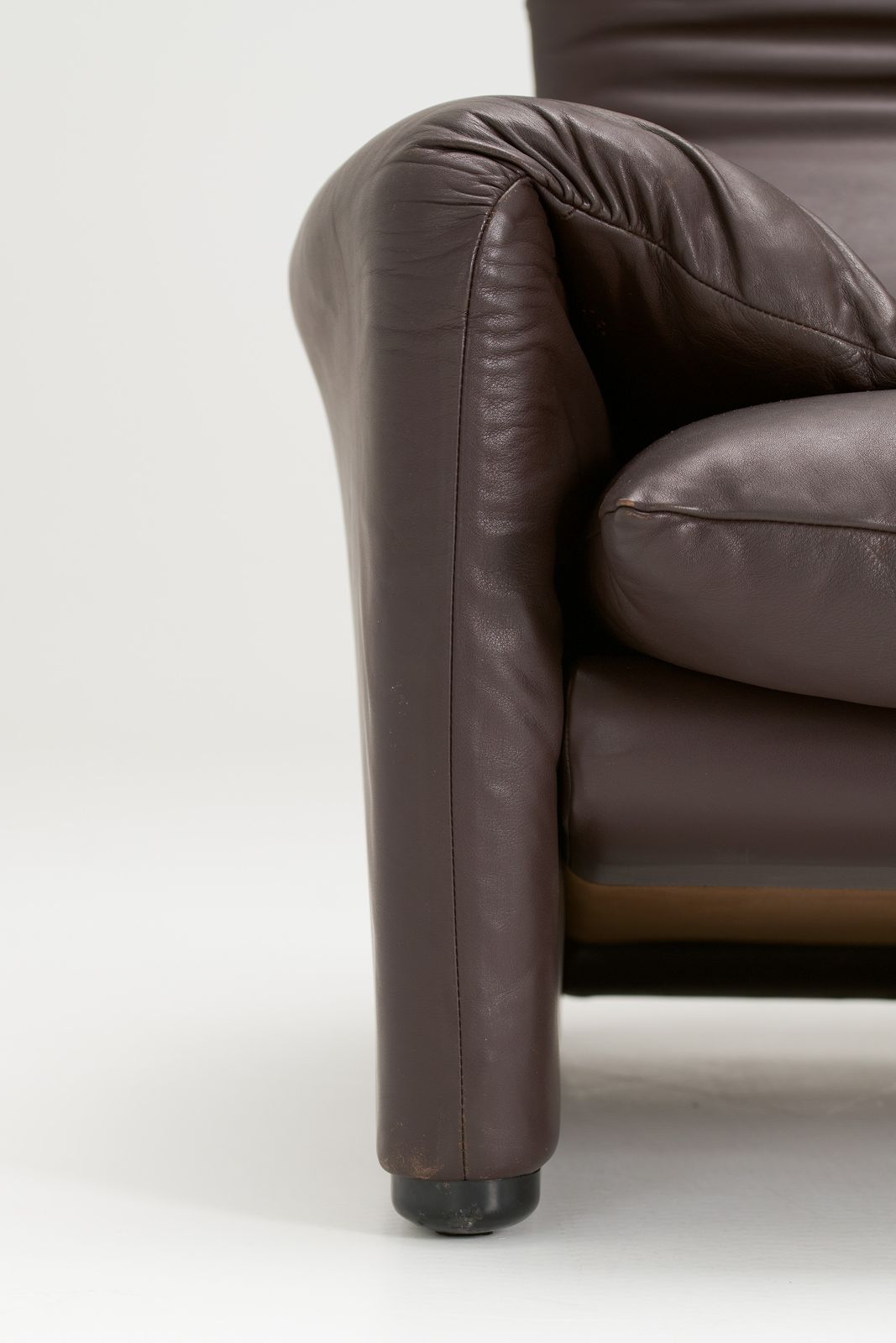 photo furniture 'Maralunga' Armchair   Vico Magistretti