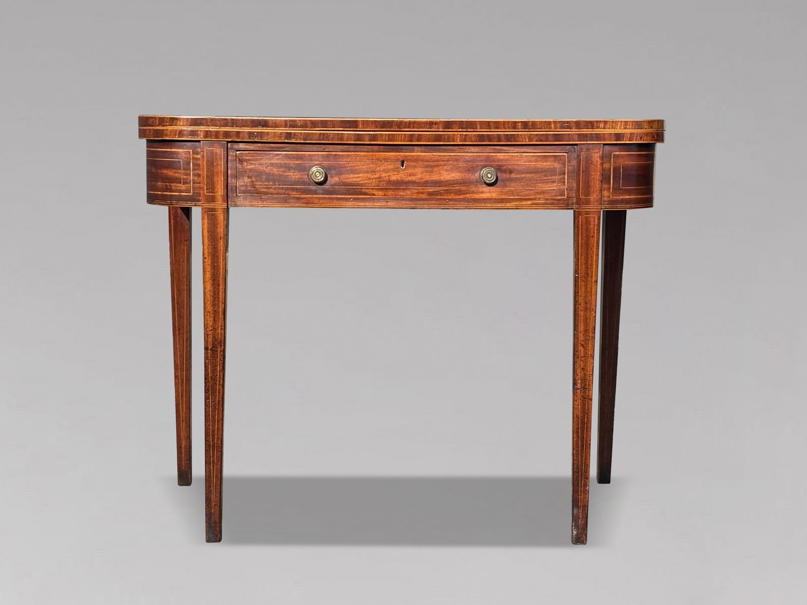 photo furniture 18th Century George III Period Mahogany Satinwood Stringing Fold Over Tea Table