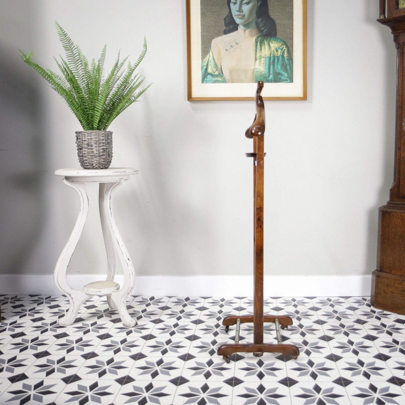 A Mid Century Gentleman's Valet In Fratelli Reguitti Style photo 285.0