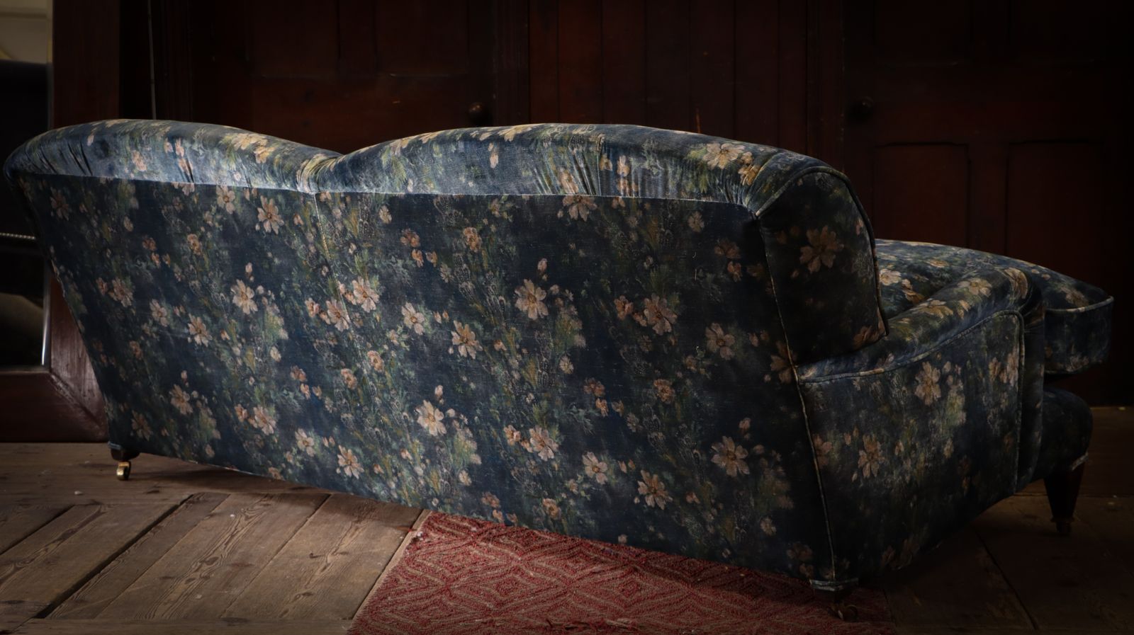 photo vintage Exquisite George Smith Signature Large 2 Seater Sofa Gp & J Baker Jade Velvet