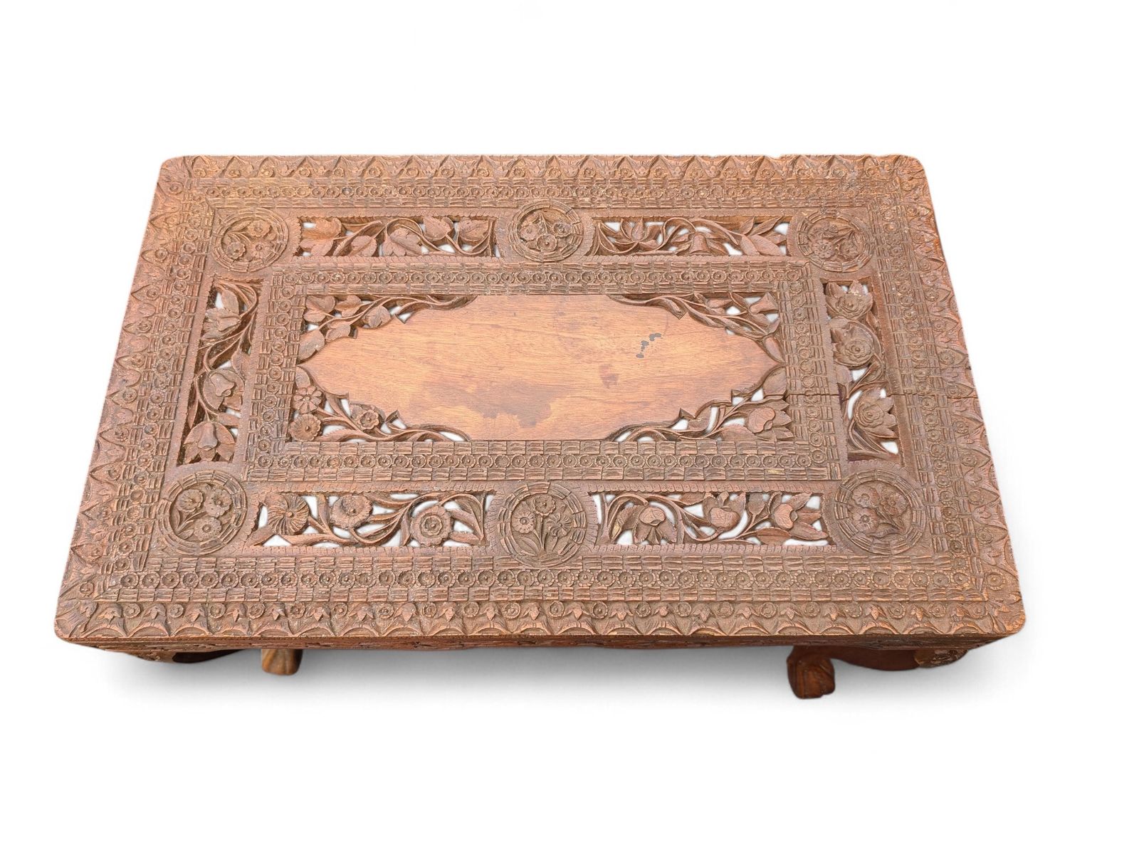 photo vinterior Pair Of Anglo Indian Carved Side Tables, Colonial Low Bedside Tables, C.1900–1925