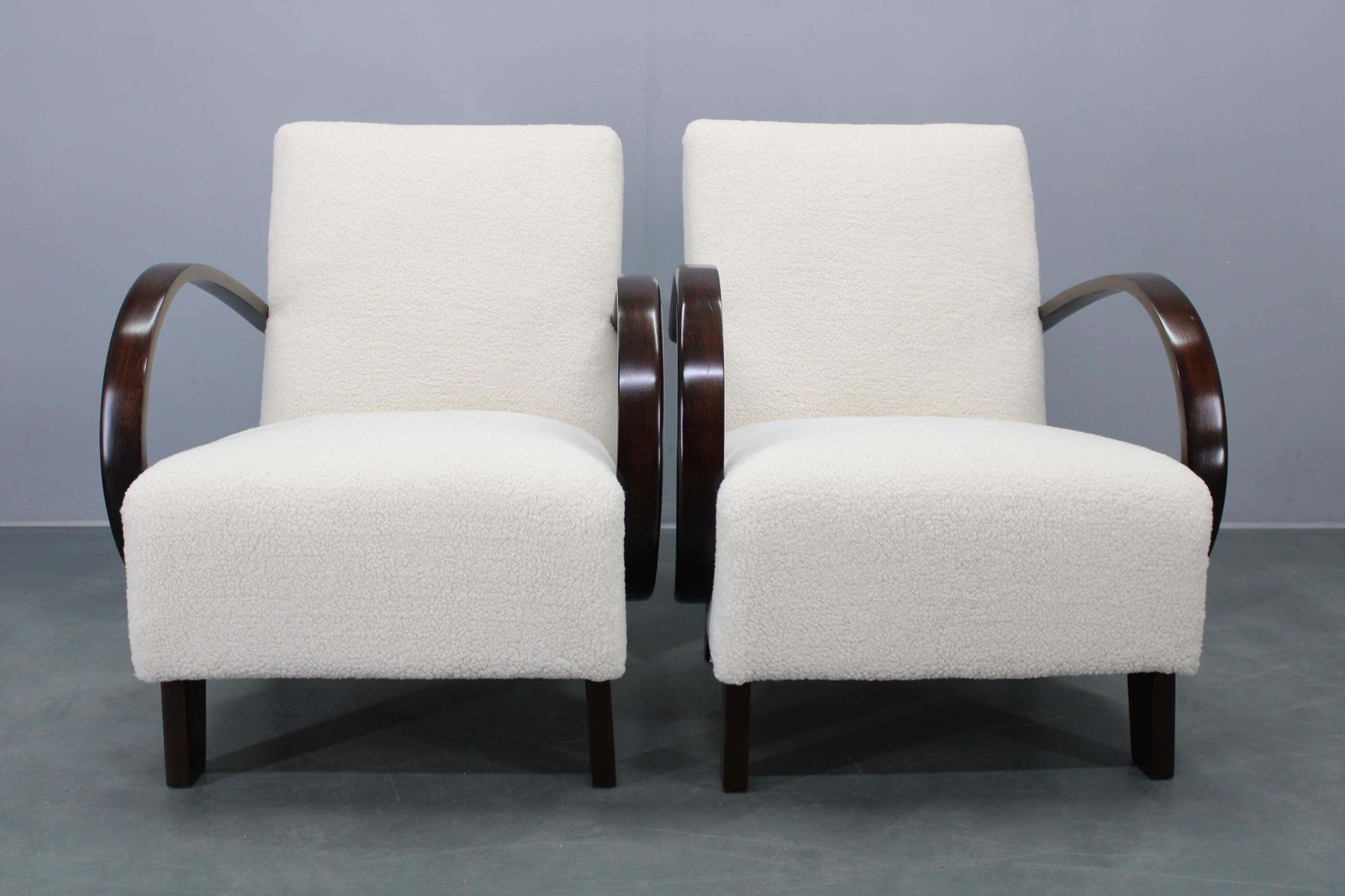 1940s Art Deco Armchairs By Jindřich Halabala, Beech Wood Upholstered photo for sale