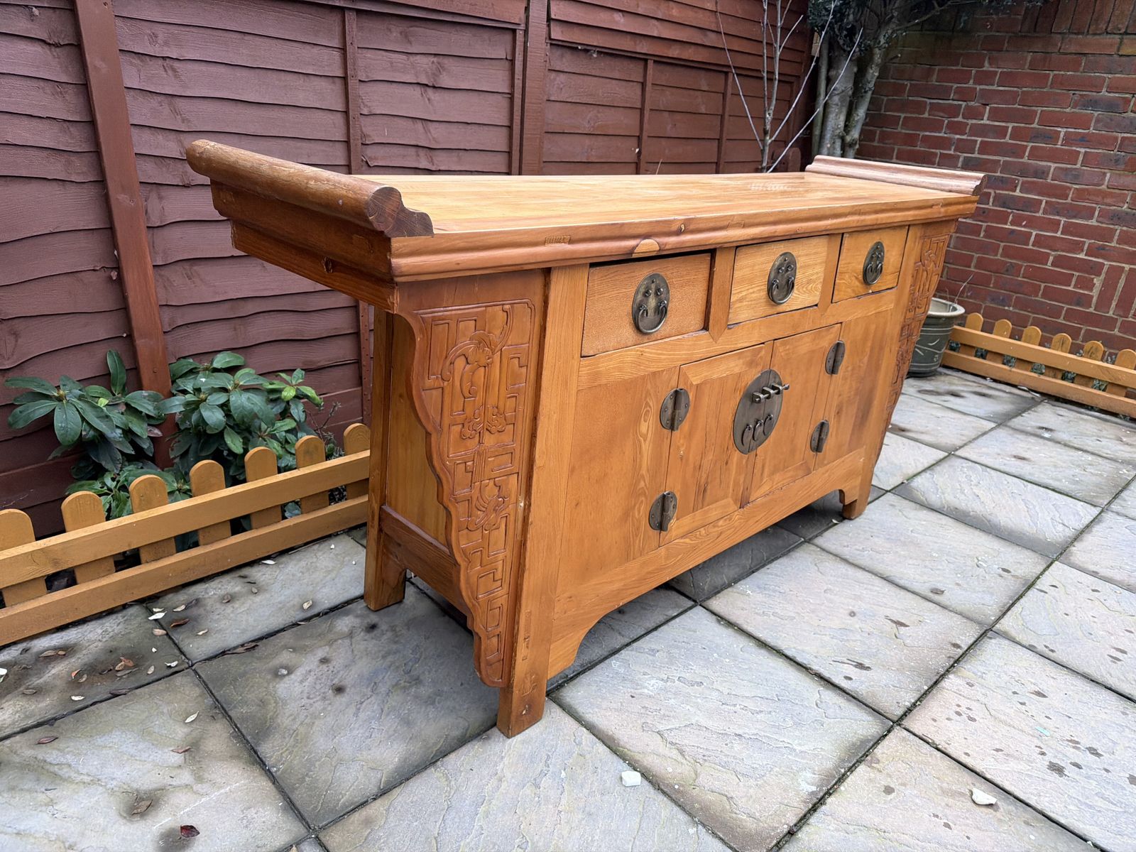 19th Century Qing Dynasty Style Natural Wood Carved Spandrel Sideboard – Good Condition photo 450.0