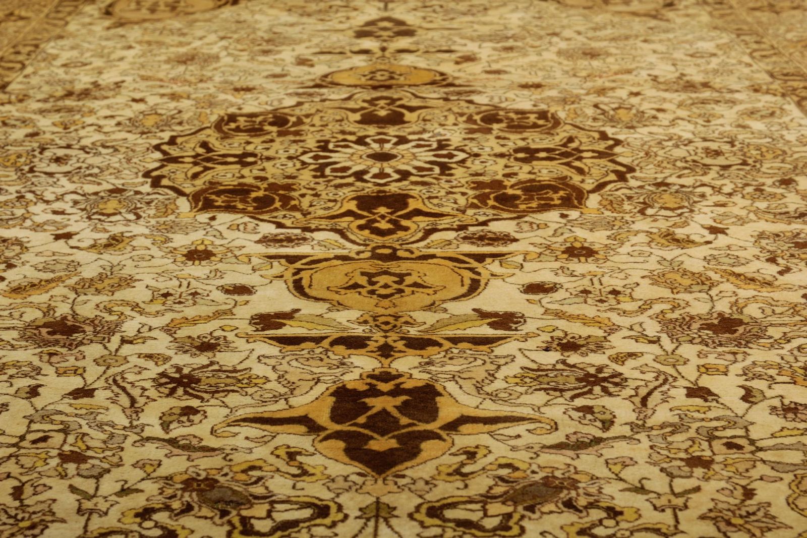 Hand Knotted Antique Rug, Beige Gold Floral Living Room Rug photo 8687.0