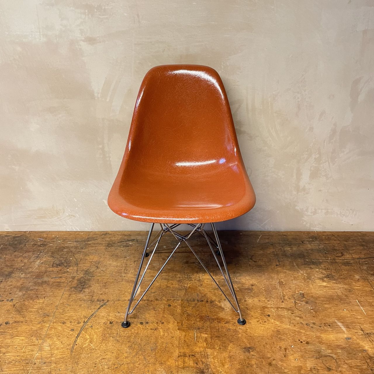 Eames Herman Miller Dsr Eiffel Base Side Chair In Terracotta photo for sale