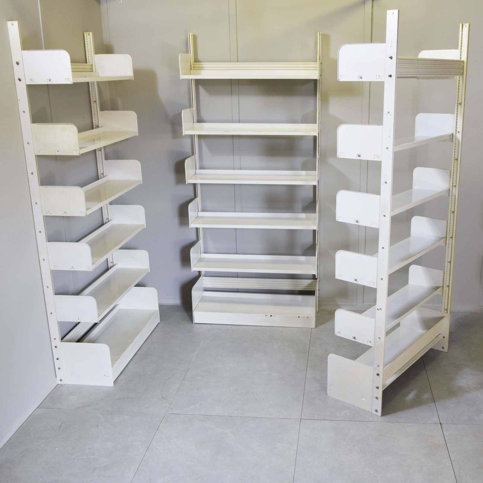photo vintage Lips Vago Set Of Three Congresso Industrial Shelving Unit 1970s