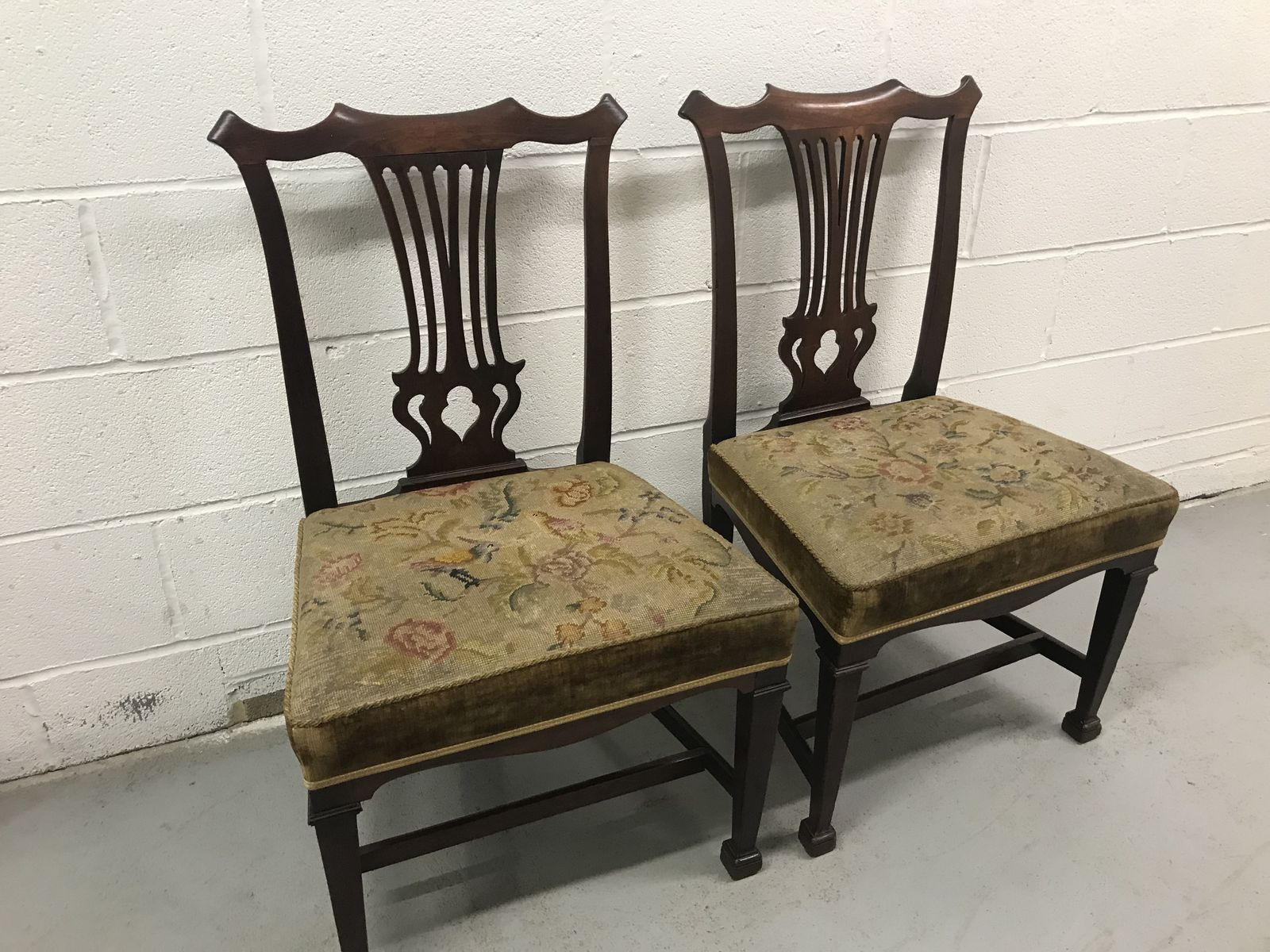 Pair Of Mid 18th Century Mahogany Side Chairs . photo furniture