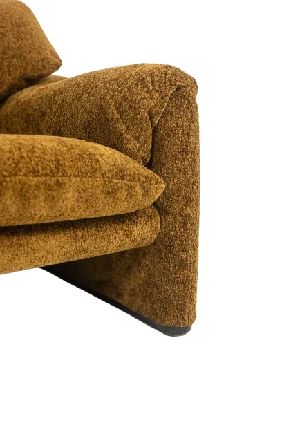 Vico Magistretti. 2 Seater Sofa, “Maralunga” Model. 1970s. photo vintage