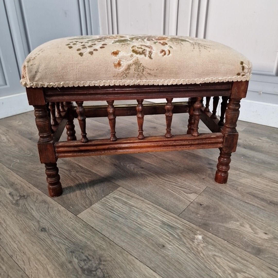 70.0 Antique Upholstered Footstool Solid Wooden Turned Legs Floral Top Vintage photo