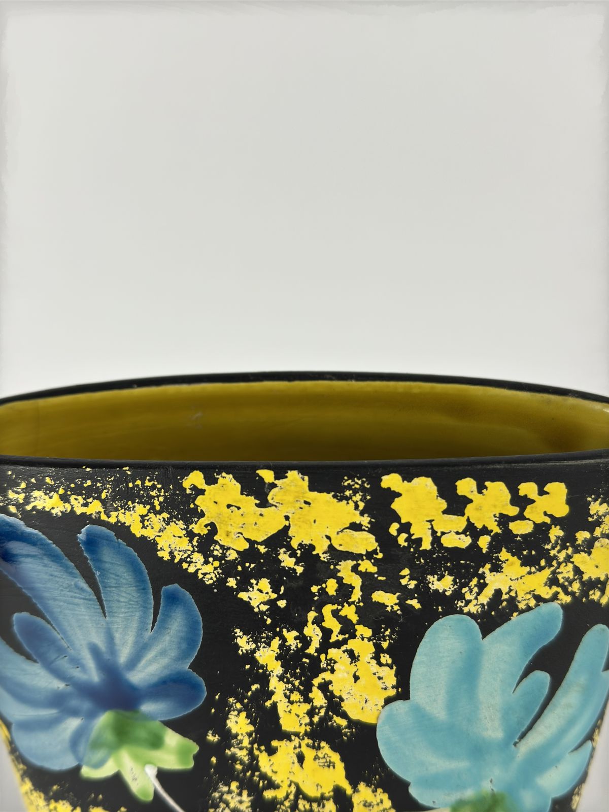 Floral Ceramic Vase, Black Yellow Glaze, Alvino Bagni For Raymor, Italian 1960s photo vintage