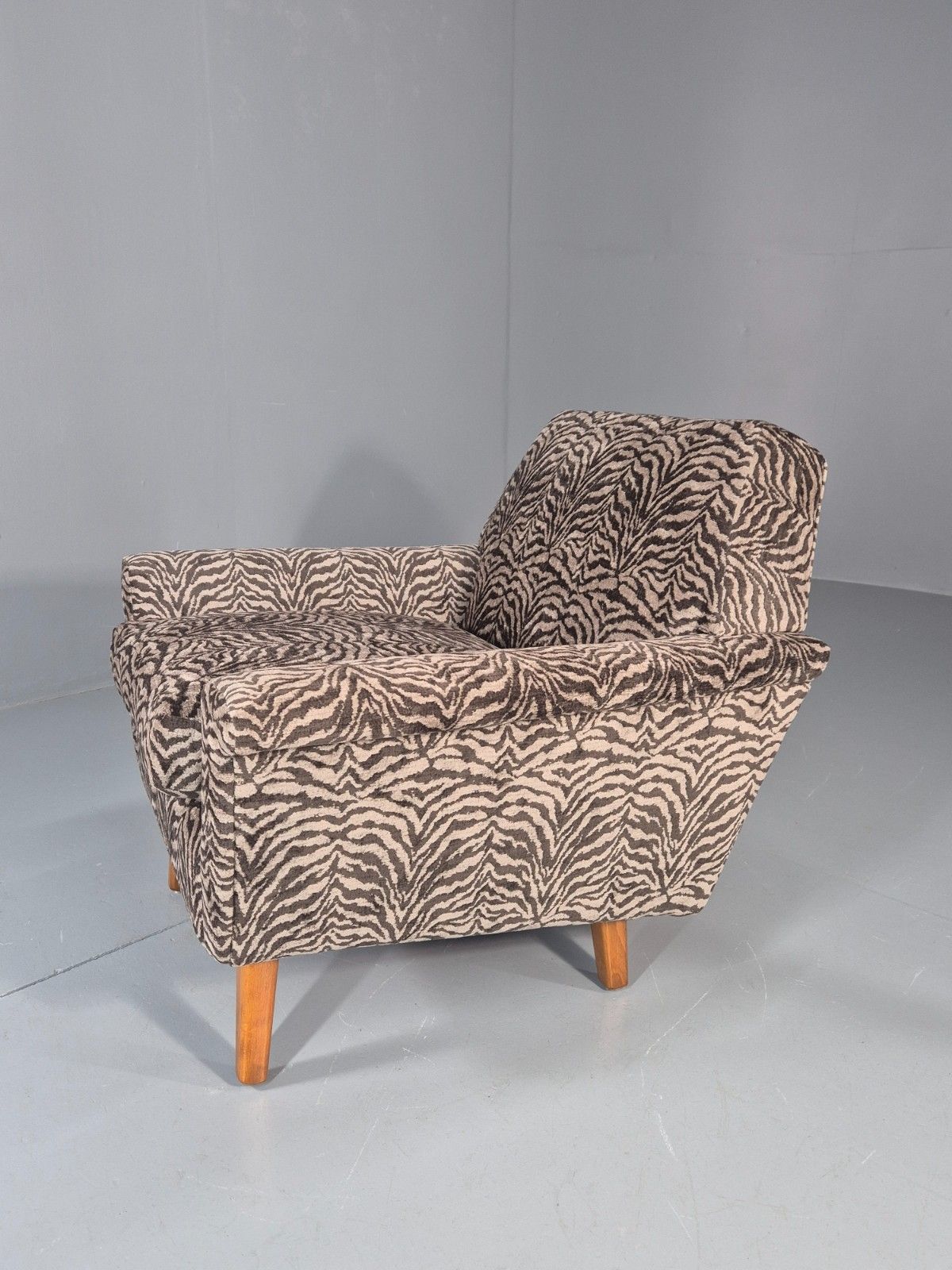 photo furniture Mid Century Lounge Chair 1960s Danish Vintage With New Upholstery Eb11534 Mnor