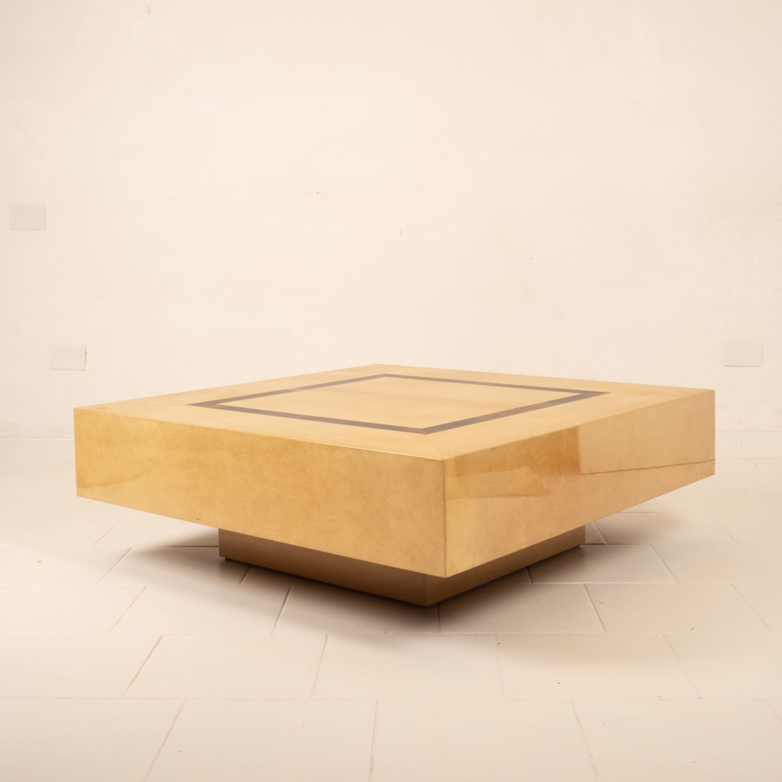 Nucci Valsecchi Coffee Table For Tura Milano 1970 Mod 3000d photo Furniture