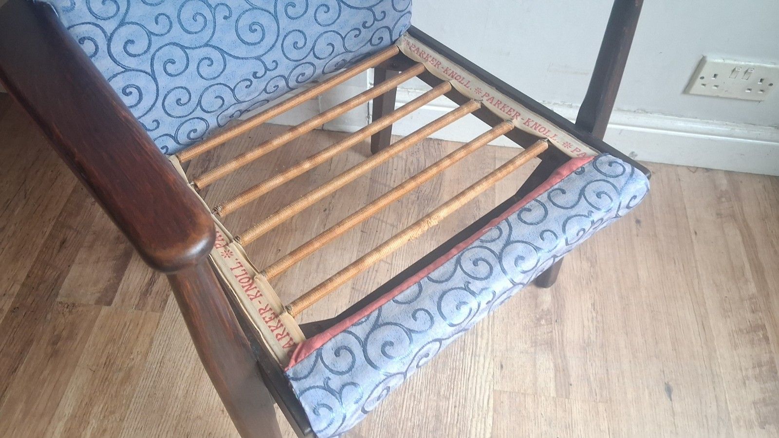photo vinterior 1960's Parker Knoll Pk 733 Mid Century Armchair ,Easy /Lounge/Bedroom Chair