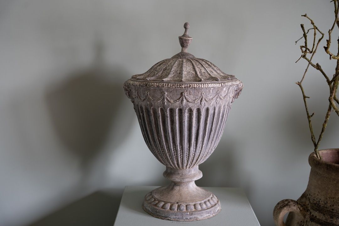Near Pair Of Heavy Garden Lead Urns photo vinterior