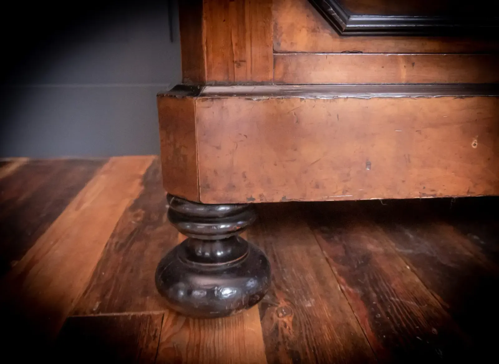 19th Century Seven Drawer Chest photo Furniture