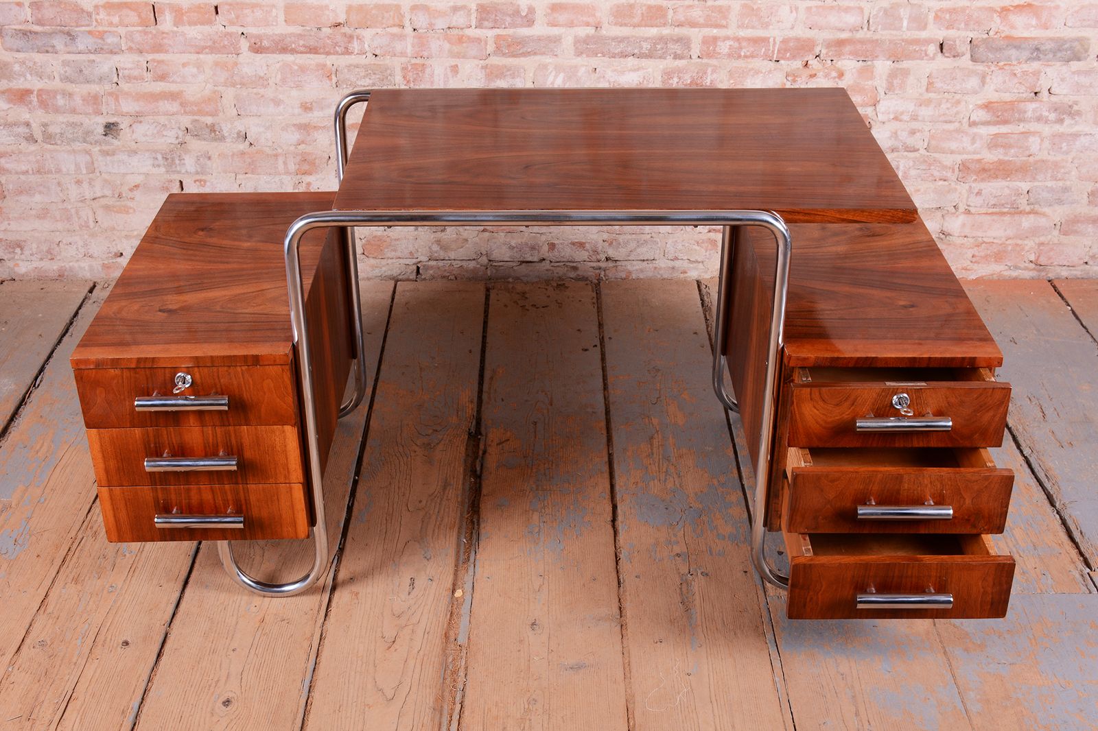 Restored Bauhaus Writing Desk, By A. Lurcat For Kovona, Walnut, Czech, 1920s photo 4400.0