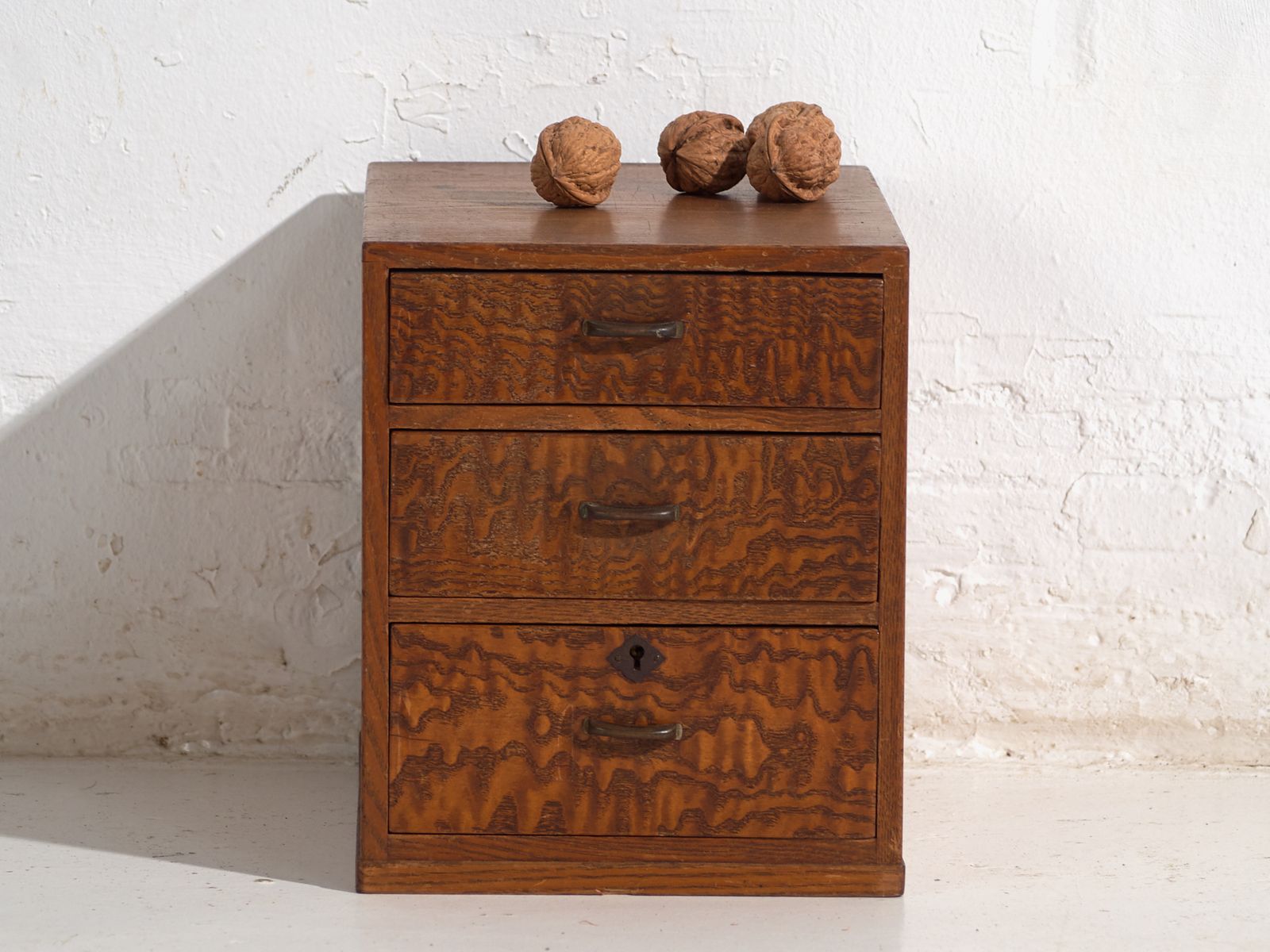 photo furniture Small Antique Japanese Chest Of Drawers – Showa Period (C.1926 1945) #70