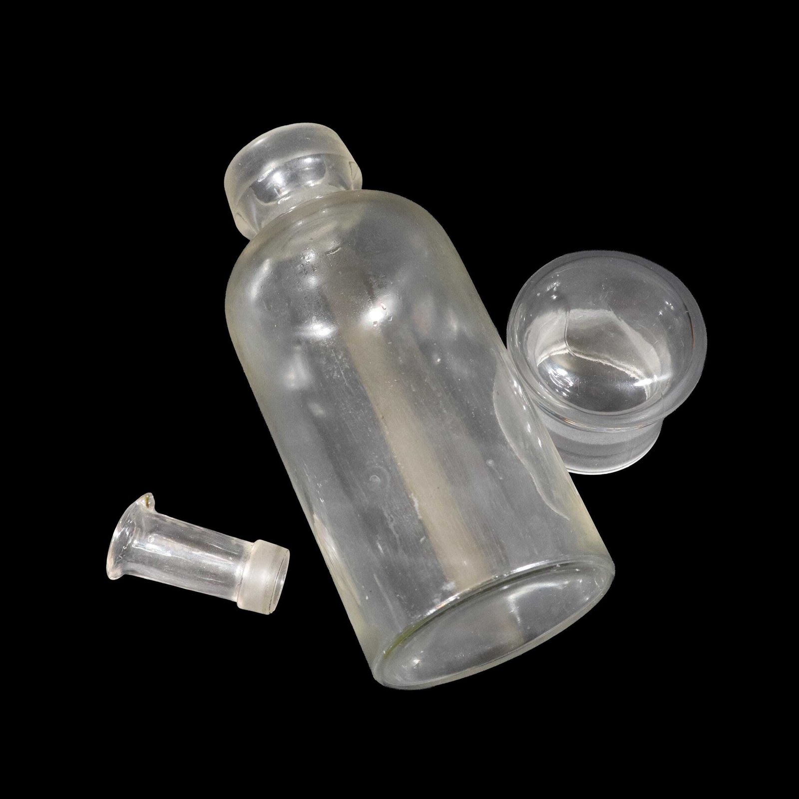 photo vinterior Antique French Laboratory Oil Bottle With Large Domed Glass Stopper, 1900s Medical Curiosity