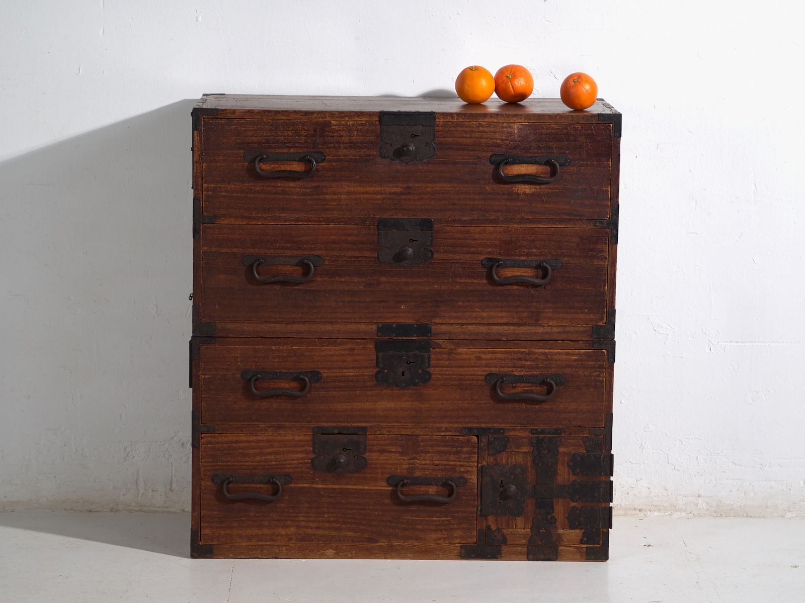 photo vinterior Antique Tansu Chest Of Drawers With Small Door – Meiji / Taishō Period (C.1868 1926) #33