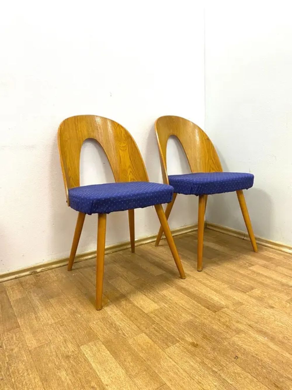 Retro Chair, Ton Antonín šuman, 1960s (Set Of 2) photo buy
