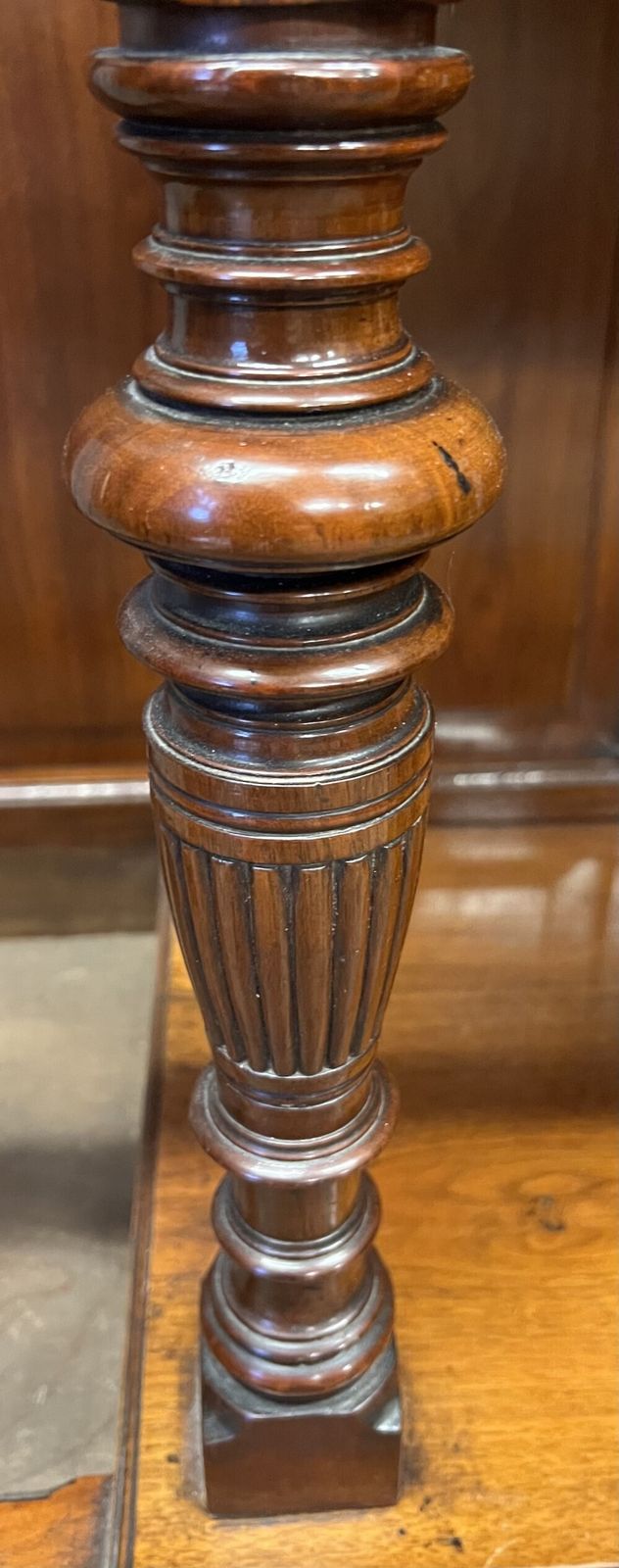 Impressive Good Quality Walnut Hall Stand photo 825.0