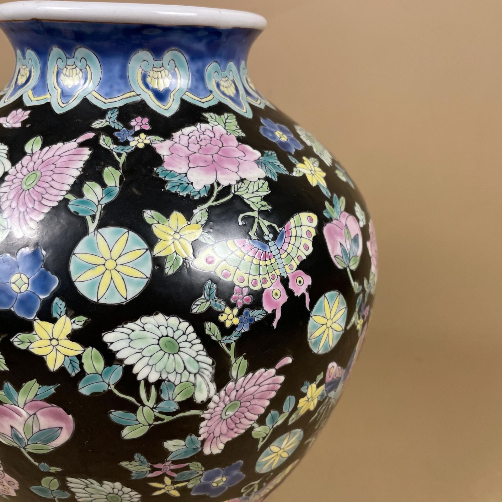 Oriental Antique Decorative Vase Ceramic Pot Japanese Vintage Display Ginger Jar Hand Painted Asian Old Aged Butterfly Floral Pattern Black photo for sale