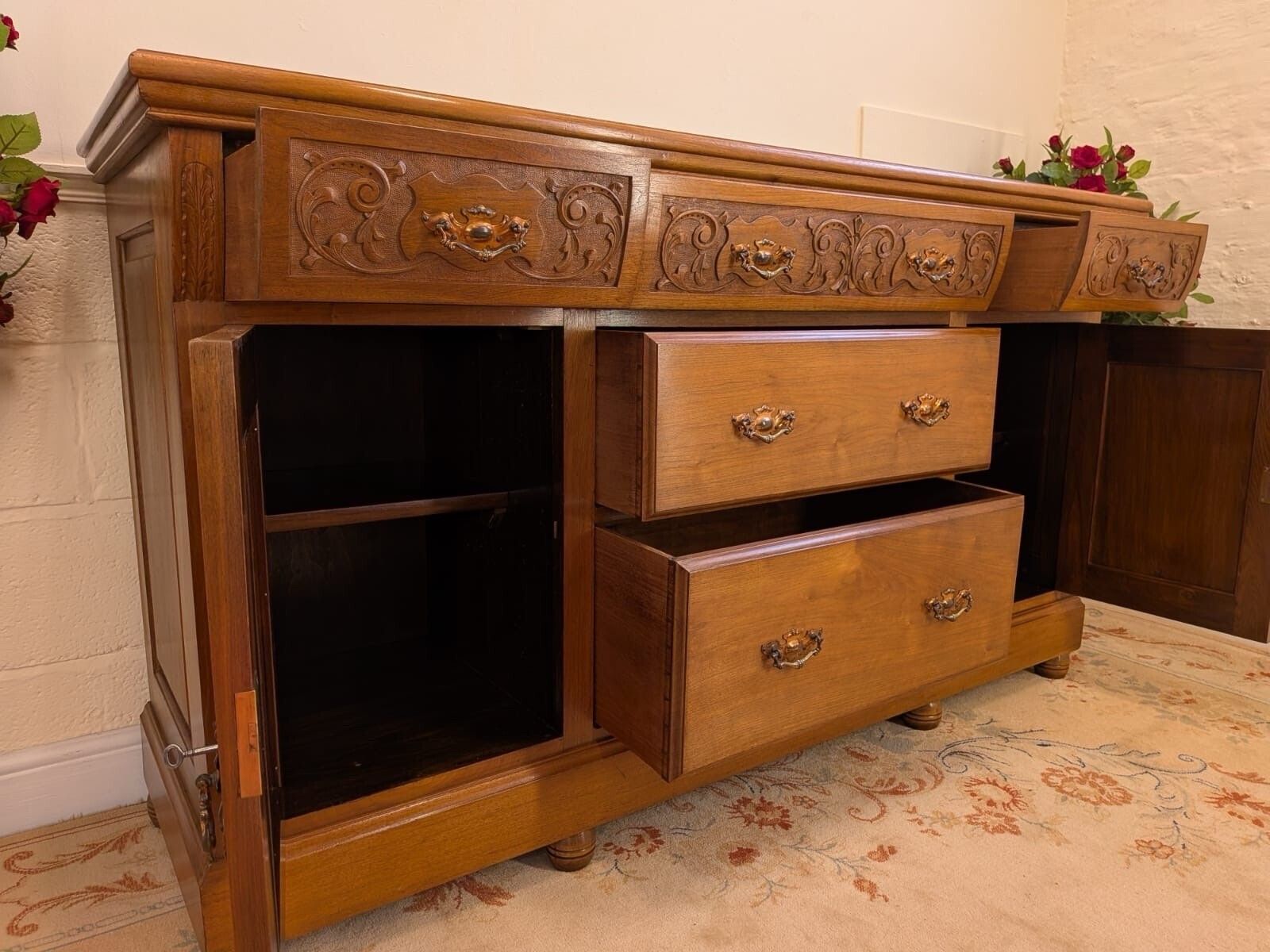 photo furniture Rare Elegant Edwardian Solid Walnut Carved Sideboard