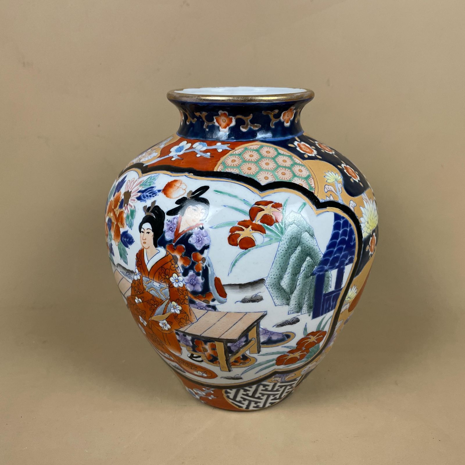 Oriental Antique Decorative Vase Ceramic Pot Japanese Vintage Display Ginger Jar Hand Painted Asian Old Aged Figures Floral Pattern photo Home Decor
