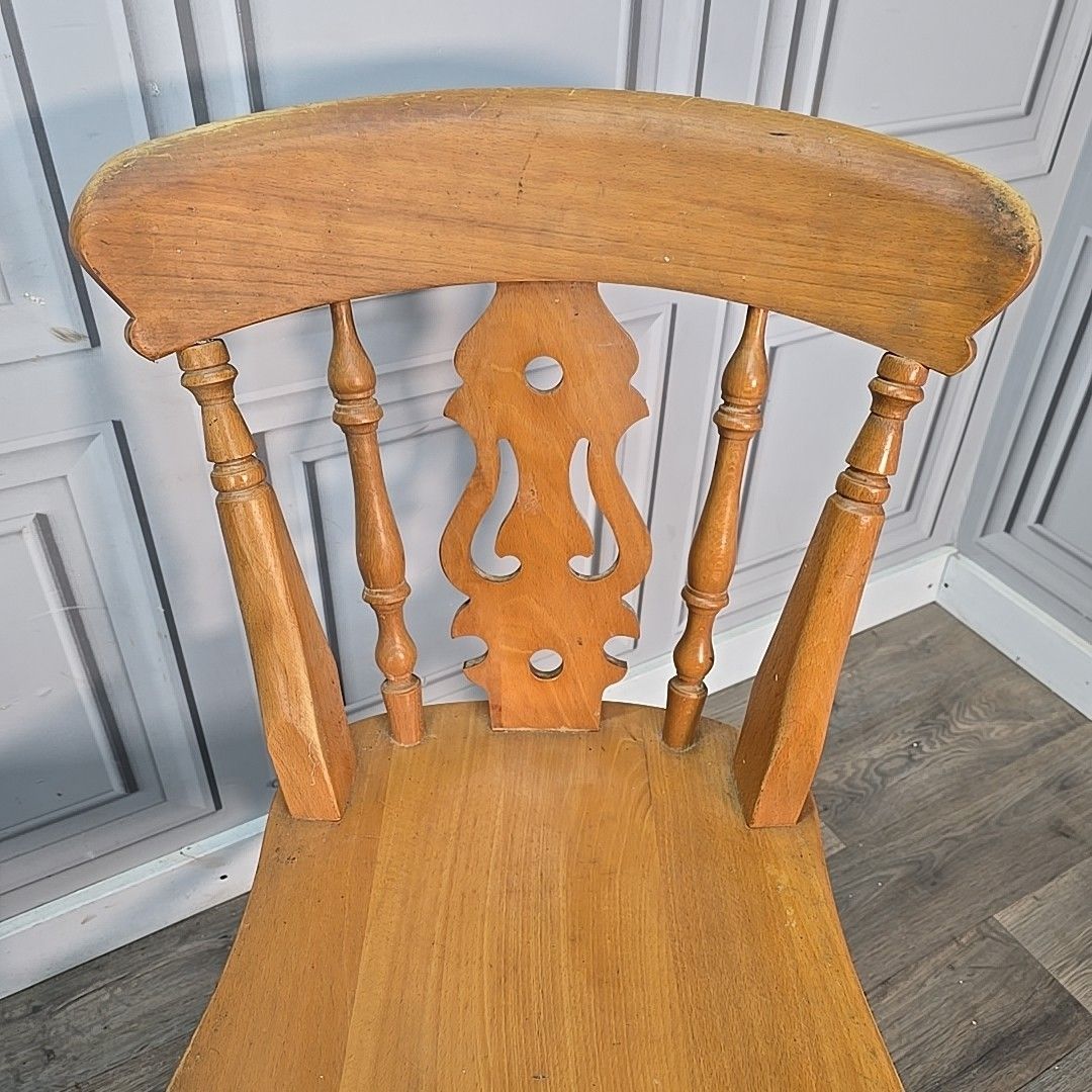 Antique Wooden Farmhouse Chairs Pair 2 Victorian Style Solid Turned Country photo 140.0
