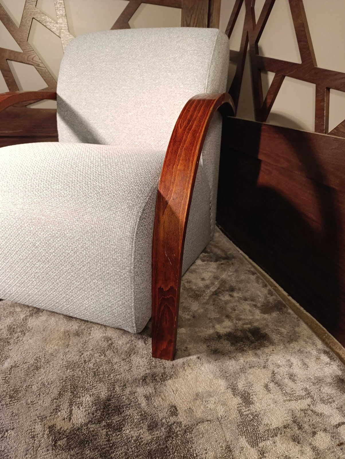 Art Deco 1949s Bentwood Oak Lounge Chair In The Style Of Halabala — New Upholstery photo vinterior