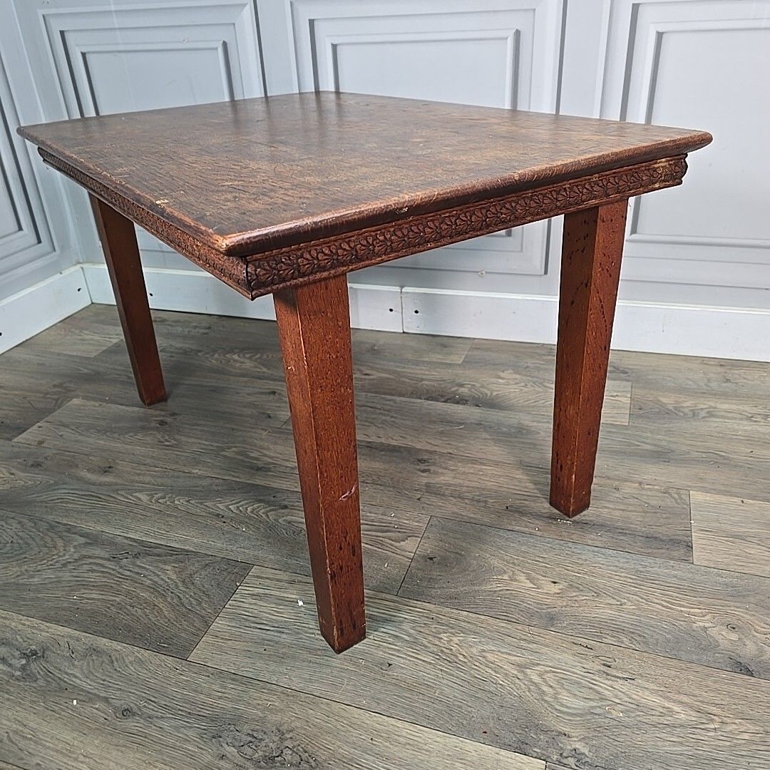photo vintage Antique Wooden Table  Occasional Coffee Side Arts And Crafts Vintage Style