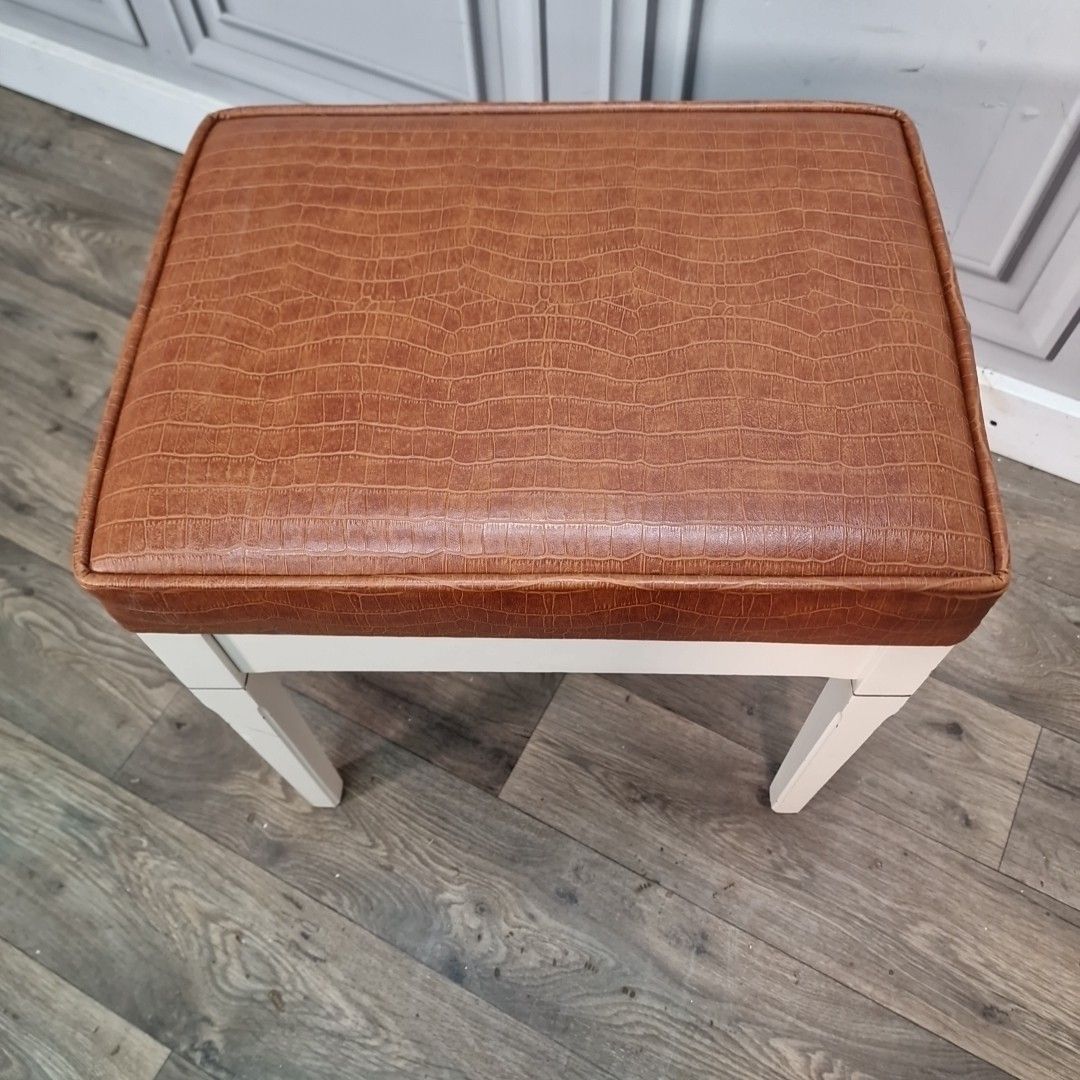 Retro Vintage Stool Tan Croc Effect Faux Leather – Wooden Frame – Mid Century photo Furniture