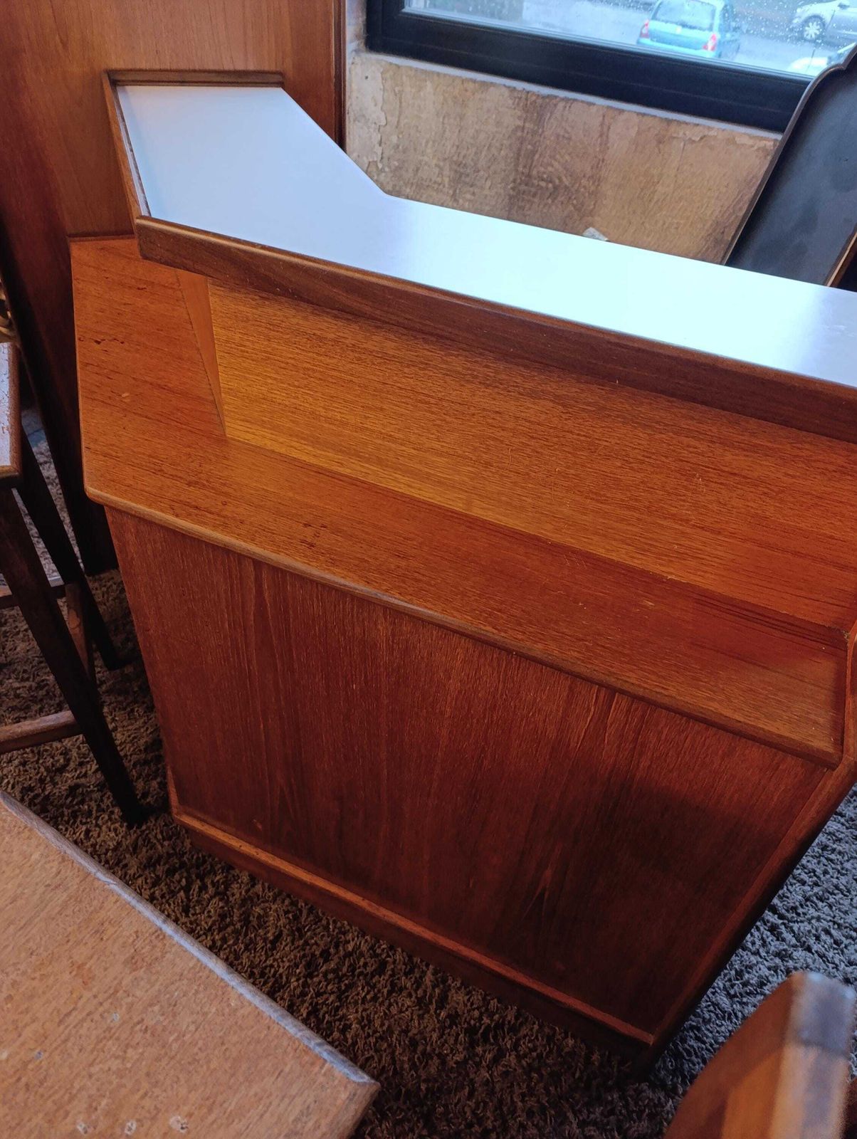 Mid Century Teak Bar / Cocktail Cabinet By Turnidge Of London photo vinterior