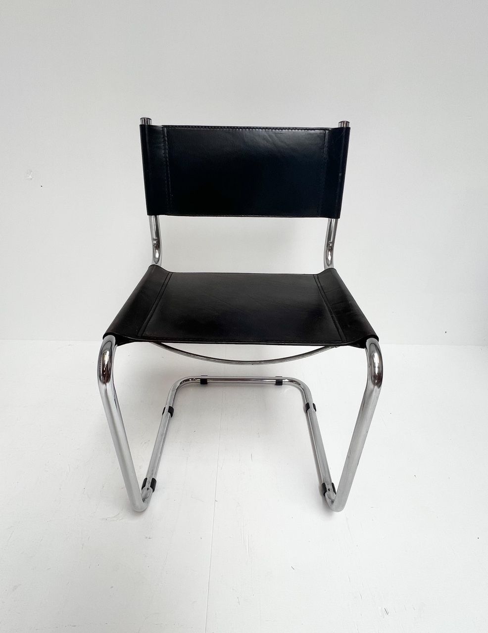 Set Of 4 Leather Marcel Breuer & Mart Stam Chairs, 1980s photo vintage