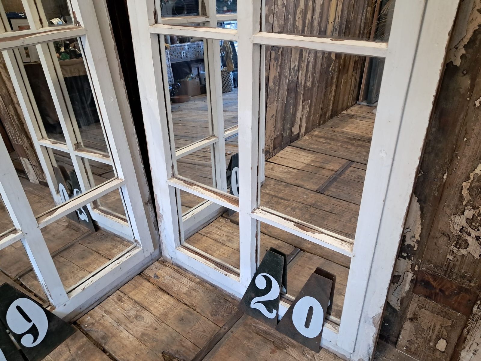 Arch Top Mirrored Windowr No20 photo 795.0