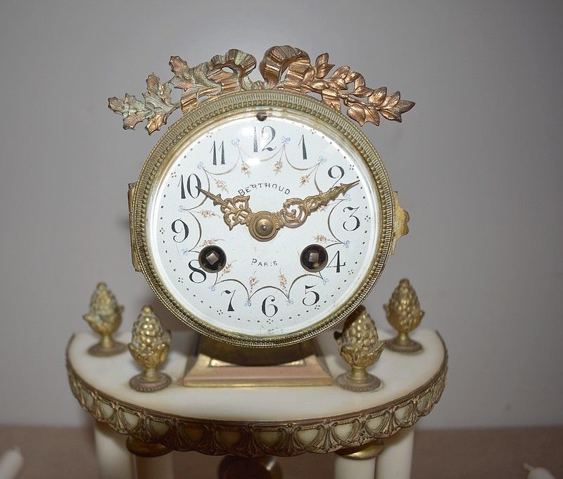 Clock Louis XVI Style Marble And Bronze 19th photo furniture