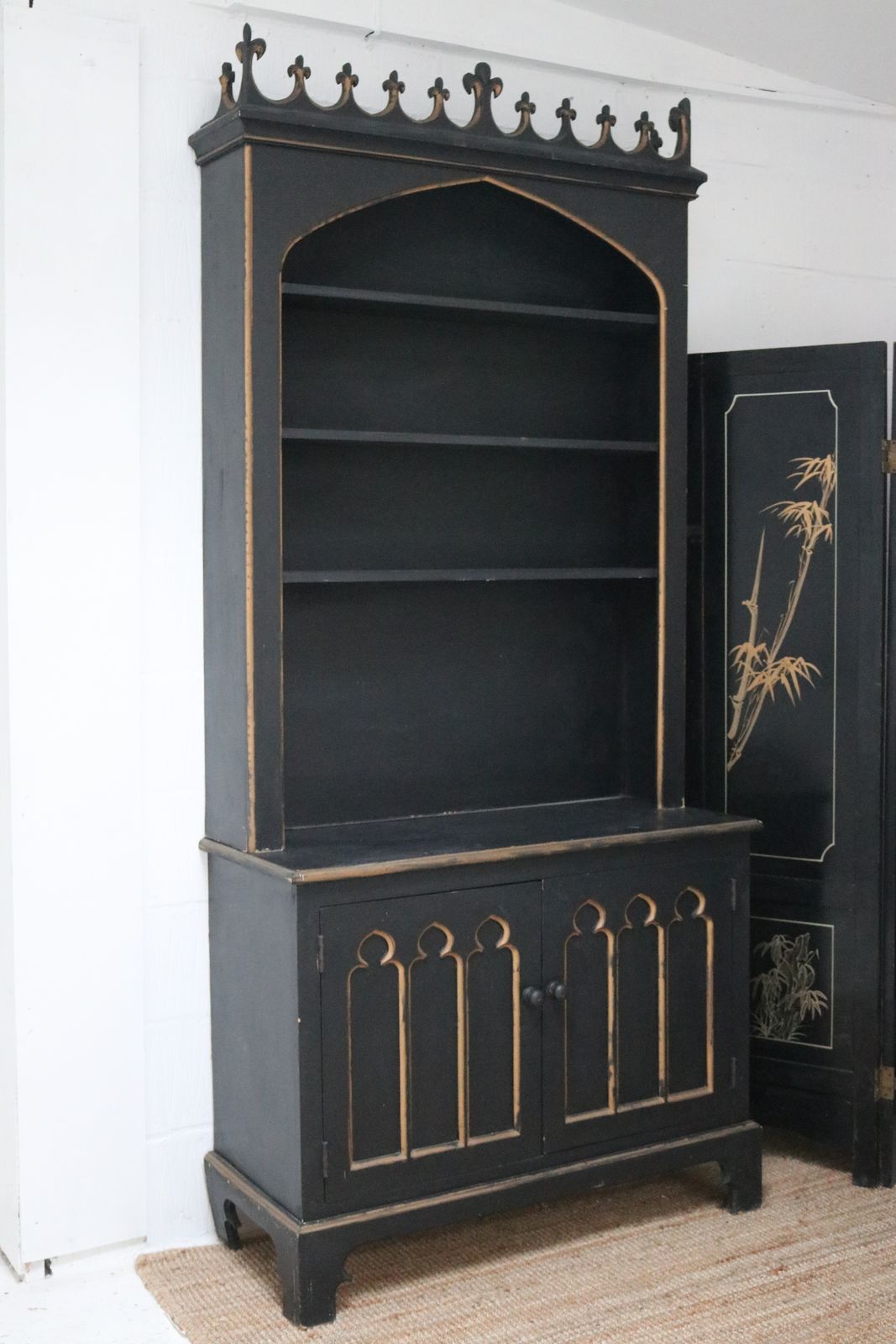 800.0 Unique Vintage Style Black Dresser Shelves Carved Fleur Di Lis photo