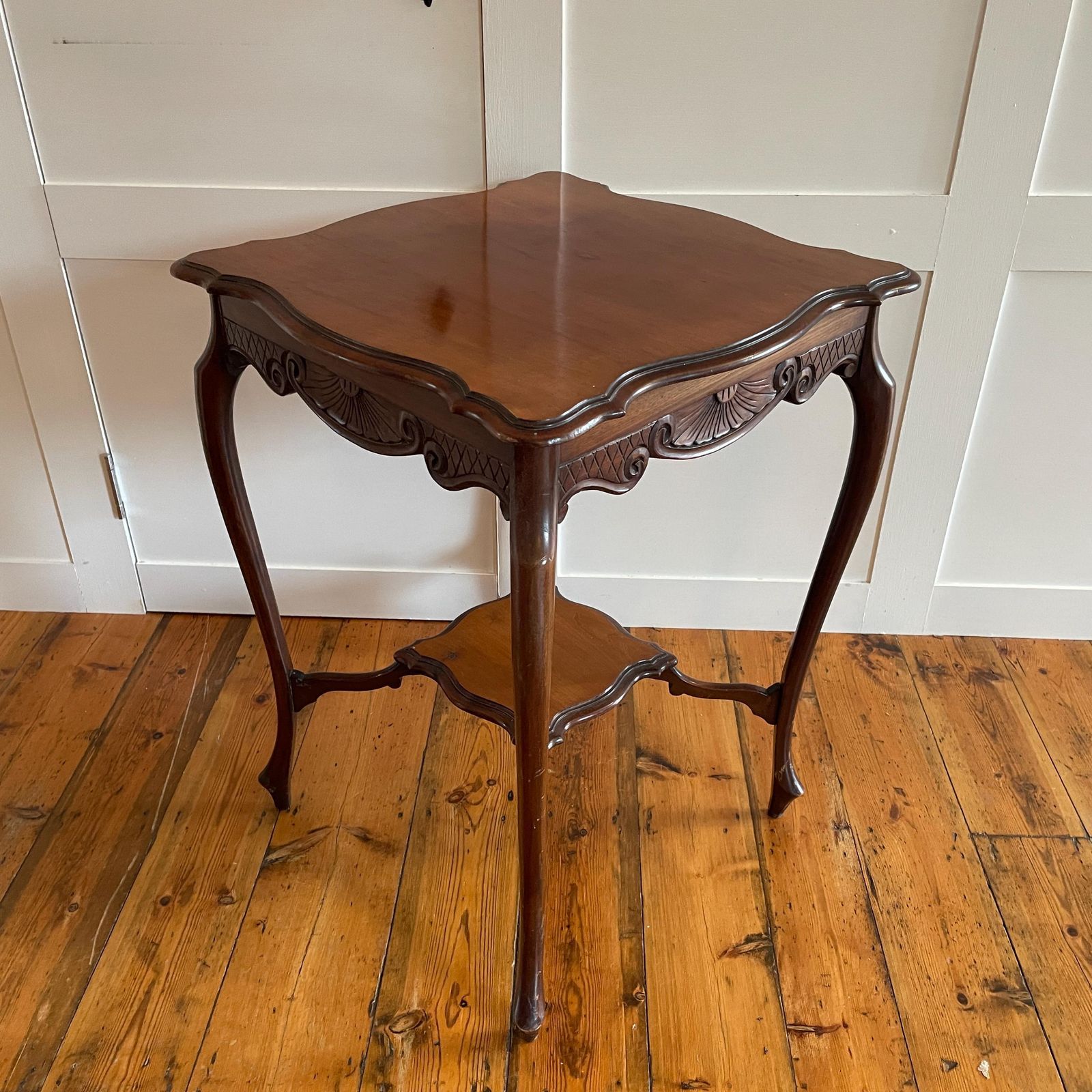 Antique Edwardian Hand Carved Wooden End Table Patterned Square Brown Table Vintage Decor Country Cottage Furniture Side 72x52x52cm