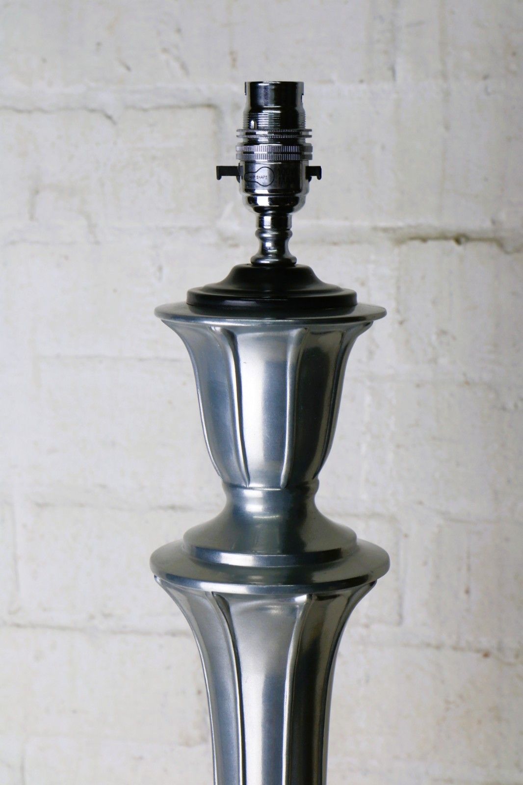 Table Lamp A Vintage Tall & Heavy Art Nouveau Design Alloy Lamp Silver Finish photo Lighting