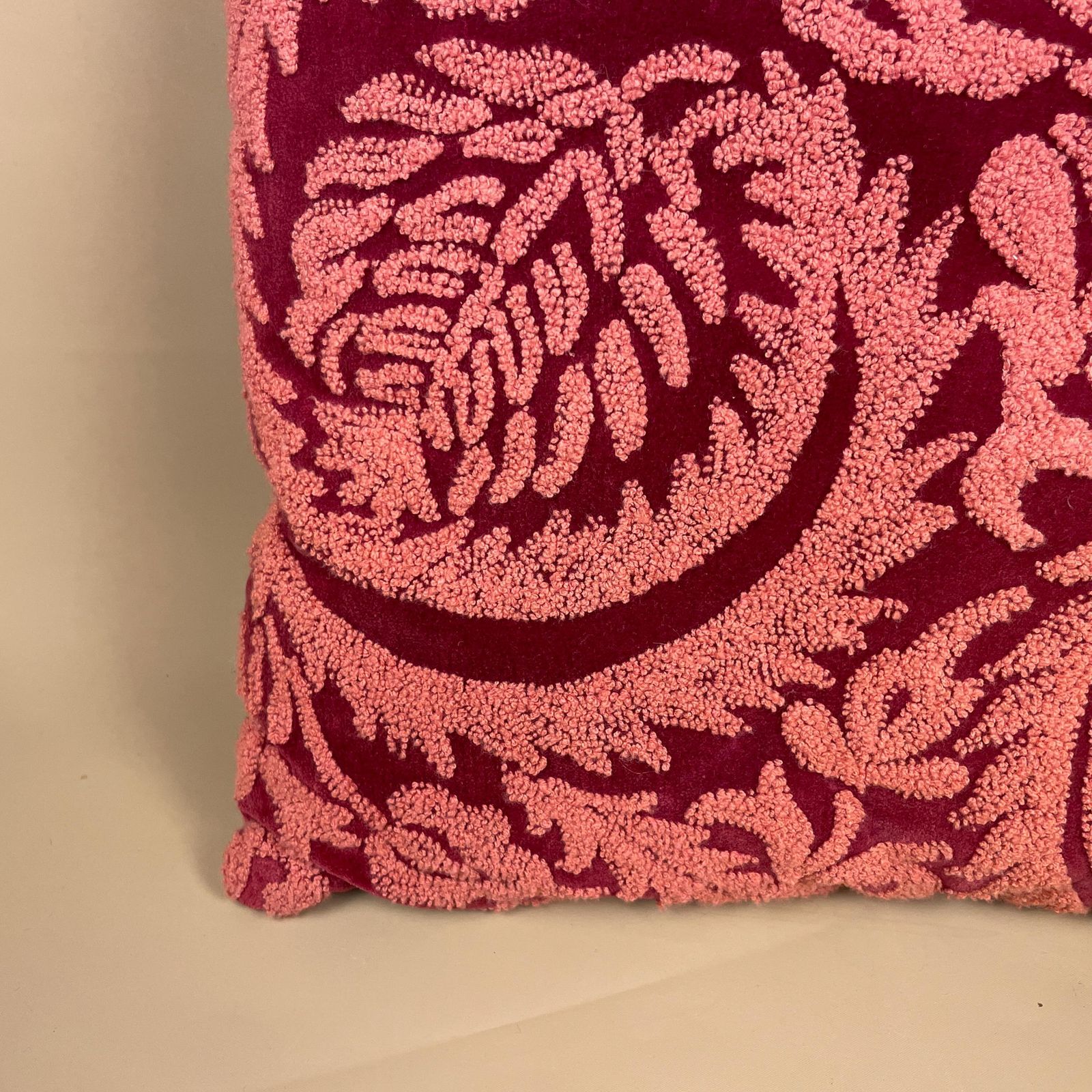 M&S Red Pink Patterned Cushion Textured Floral Throw Pillow Cover Decorative Sofa Accent Cushion Filled Stuffed photo for sale