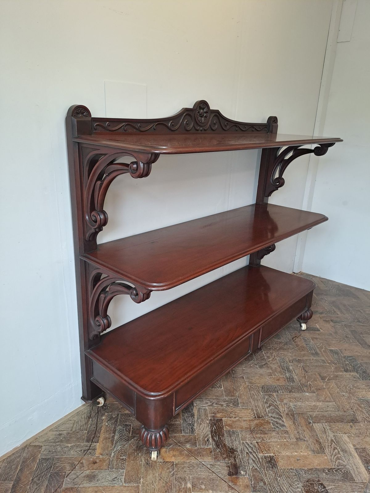 Fine Mid 19th Century English Mahogany Dumb Waiter photo for sale