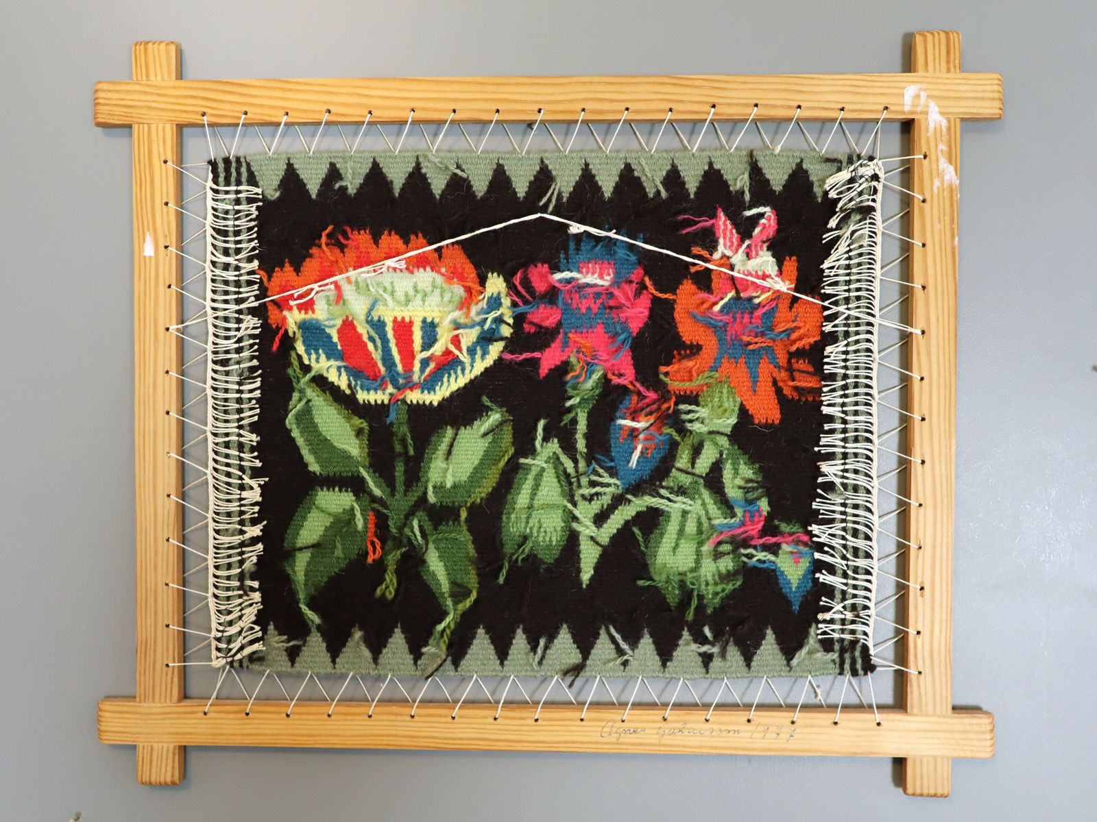 photo furniture Folk Flowers Oil Painting, 1970s