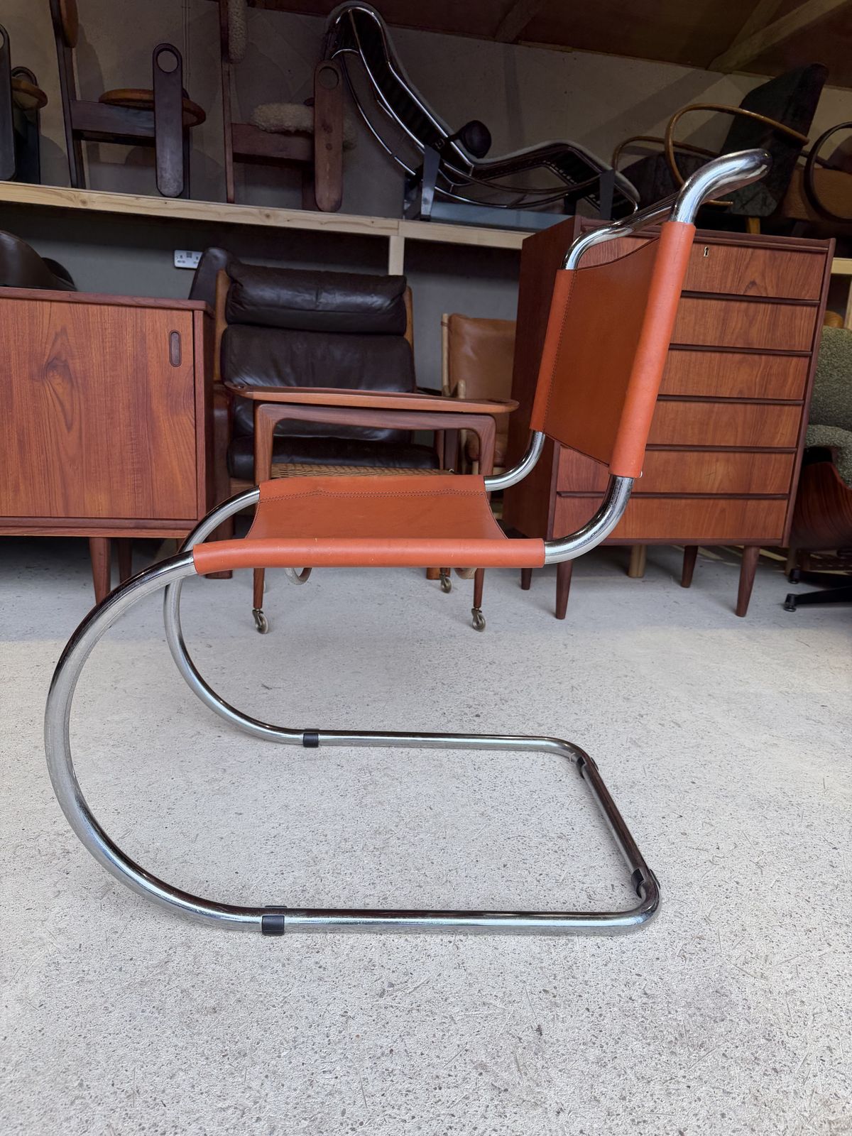 Tan Leather Mr10 Cantilever Chair In The Manner Of Ludwig Mies Van Der Rohe Bauhaus photo Furniture