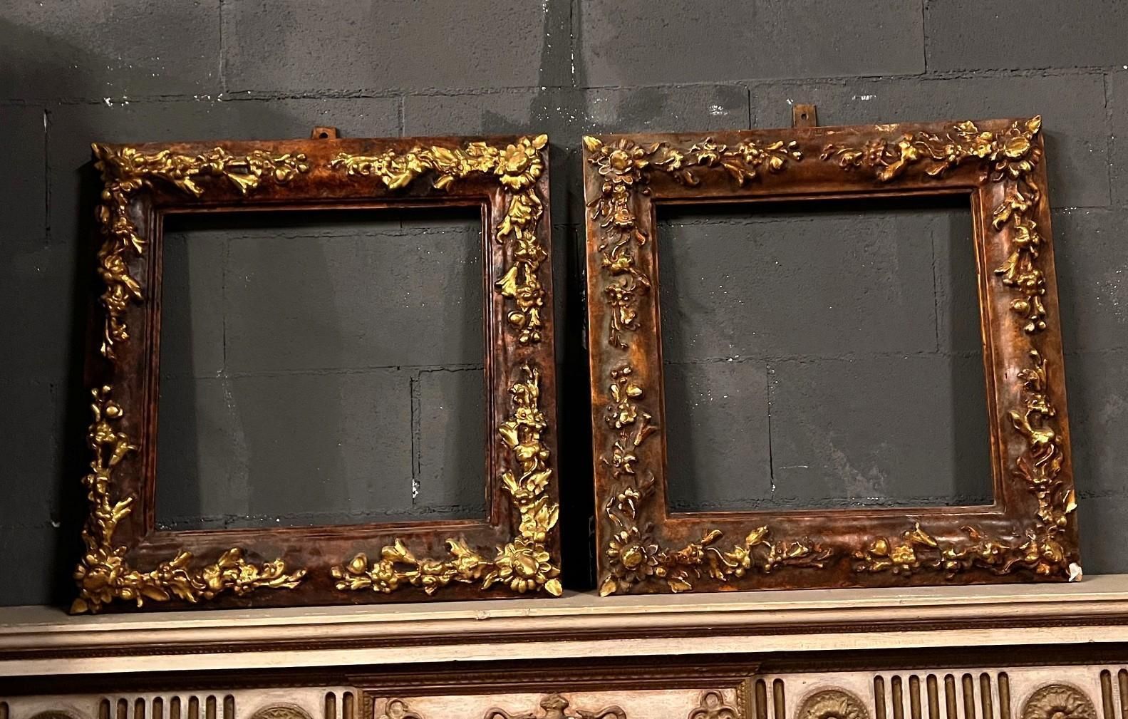 Pair Of Square Wood And Gilded Plaster Frames, Italy photo vinterior